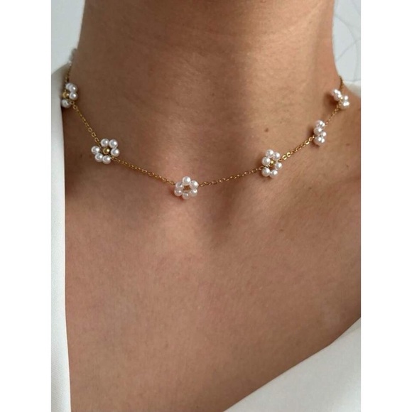 Anthropologie Daisy Choker Necklace - Picture 1 of 1